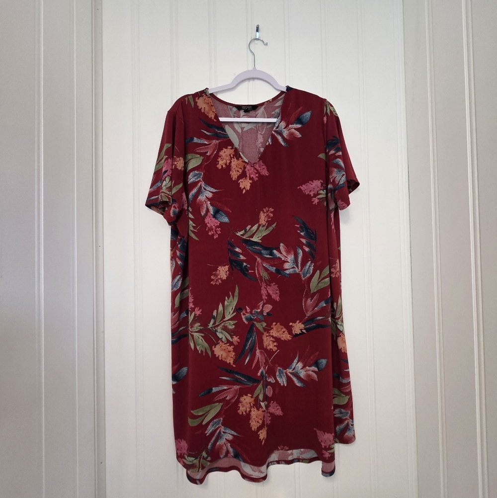 Christian Siriano for New York & Company Floral Dress – Women’s XXL / 2X
